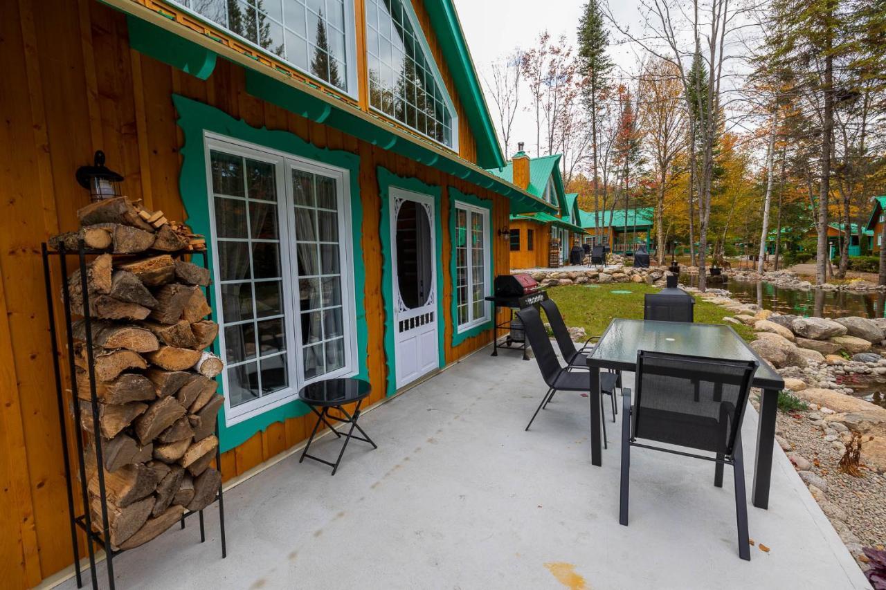 Domaine Riviere Sacacomie Hotel Saint-Alexis-des-Monts Exterior photo